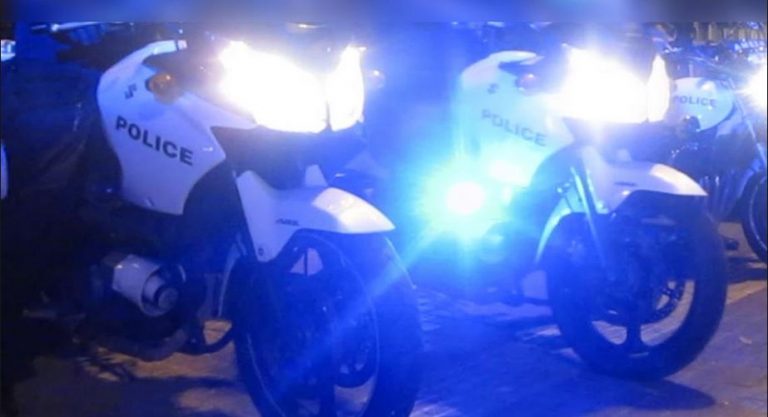 Aγωνία για αστυνομικό που τρυπήθηκε από σύριγγα φορέα του AIDS στο Μενίδι Aγωνία για αστυνομικό που τρυπήθηκε από σύριγγα φορέα του AIDS στο Μενίδι