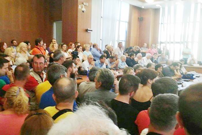 Μενίδι: Προφυλακισμένος… Δημοτικός σύμβουλος σε συνεδρίαση Δ.Σ. Μενίδι: Προφυλακισμένος… Δημοτικός σύμβουλος σε συνεδρίαση Δ.Σ.