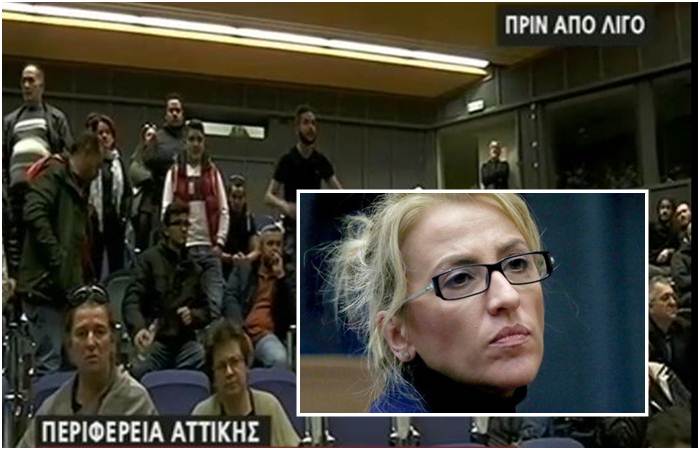 Κάτοικοι Μάνδρας κατά Δούρου & ένταση! (Βίντεο) Κάτοικοι Μάνδρας κατά Δούρου & ένταση! (Βίντεο)