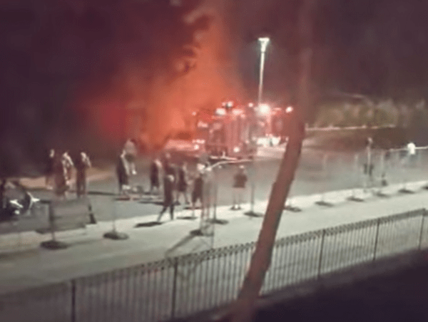 Σοβαρά επεισόδια από οπαδούς της Ντιναμό Ζάγκρεμπ (ΒΙΝΤΕΟ) – Τρεις τραυματίες, ένας σε κρίσιμη κατάσταση – Πάνω από 70 προσαγωγές Σοβαρά επεισόδια από οπαδούς της Ντιναμό Ζάγκρεμπ (ΒΙΝΤΕΟ) – Τρεις τραυματίες, ένας σε κρίσιμη κατάσταση – Πάνω από 70 προσαγωγές
