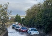 Αγανάκτηση οδηγών για τη συνεχή λίμνη νερού στον παράδρομο Νέα Φιλαδέλφεια – Αχαρναί: Μεγάλος κίνδυνος