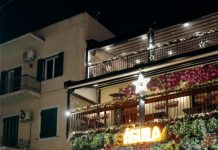 Aguila Νέας Φιλαδέλφειας – Η νέα χριστουγεννιάτικη διακόσμηση & το εντυπωσιακό rooftop που ξεχωρίζουν