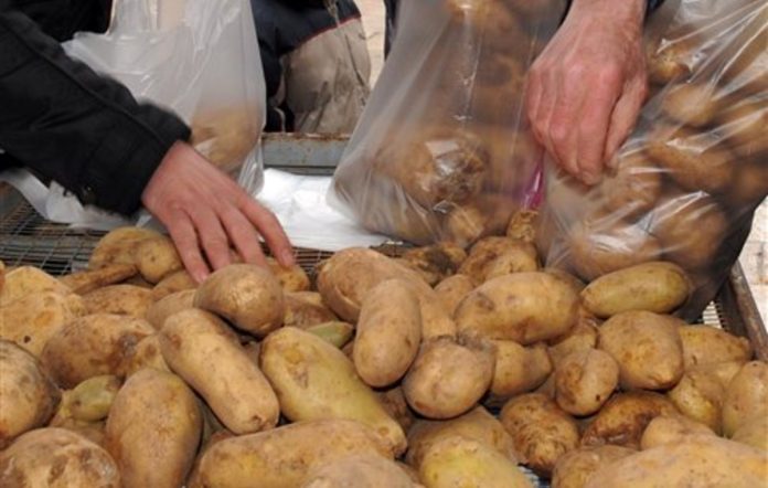 alt= Δήμος Νέας Φιλαδέλφειας–Νέας Χαλκηδόνας: Νέα διανομή πατάτας σε ευάλωτους πολίτες τη Δευτέρα 1 Δεκεμβρίου