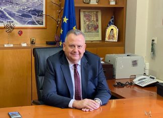 Γιάννης Τομπούλογλου: «Θα συνεχίσουμε να αγωνιζόμαστε για την παραμονή του ταχυδρομείου στη Νέα Φιλαδέλφεια»