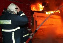 Φωτιά σε εγκαταλελειμμένο κτίριο στη Νέα Χαλκηδόνα