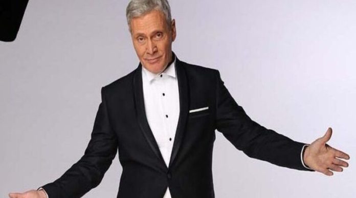 alt= Γιάννης Τομπούλογλου για Αλμπέρτο Εσκενάζι: «Ένας καλλιτέχνης με ψυχή και αληθινή ευγένεια»