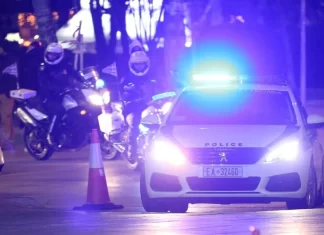 Νέα Φιλαδέλφεια: Νόμιζαν ότι είχαν θύμα και βρέθηκαν με χειροπέδες – 4 συλλήψεις για τηλεφωνικές απάτες