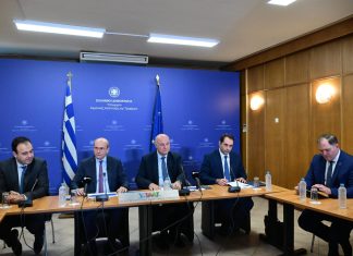 Τα μέτρα της κυβέρνησης για τους αγρότες: Ρεύμα 8,5 λεπτά, επιστροφή ΕΦΚ και 100% αποζημιώσεις ΕΛΓΑ