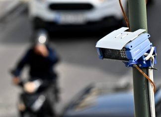 AI κλήσεις σε οδηγούς: Πότε ξεκινά η αποστολή προστίμων για λεωφορειολωρίδες στην Αττική