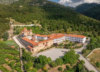 Ημερήσιες εκδρομές ΚΑΠΗ Νέας Φιλαδέλφειας – Νέας Χαλκηδόνας σε Αρκαδία και Εύβοια