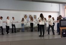 25η Μαρτίου: Εντυπωσιακή σχολική γιορτή στο 1ο Γυμνάσιο Νέας Φιλαδέλφειας – Δείτε φωτογραφίες