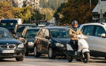 Αττική: 712 πρόστιμα για κράνος σε μια εβδομάδα – Τι προβλέπει ο νέος ΚΟΚ