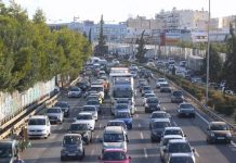 Νέα Φιλαδέλφεια: Ασφυκτική κίνηση στον Κηφισό και μποτιλιάρισμα σε βασικούς δρόμους