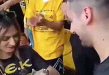 Πρόταση γάμου στη Νέα Φιλαδέλφεια πριν τη φιέστα – Η στιγμή που αποθεώθηκε από τον κόσμο (VIDEO)