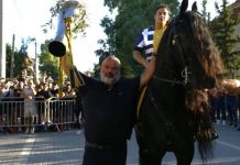 ΑΕΚ: Εικόνες από το λαμπρό φινάλε της περιοδείας του τροπαίου στη Νέα Φιλαδέλφεια ΑΕΚ: Εικόνες από το λαμπρό φινάλε της περιοδείας του τροπαίου στη Νέα Φιλαδέλφεια