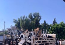 Νέα Φιλαδέλφεια: Απομακρύνθηκαν παράνομα τραπεζοκαθίσματα από την οδό Σάρδεων Νέα Φιλαδέλφεια: Απομακρύνθηκαν παράνομα τραπεζοκαθίσματα από την οδό Σάρδεων