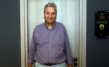 Στέλιος Βασιλειάδης: Δύσκολες ώρες για τον θρύλο της ΑΕΚ Στέλιος Βασιλειάδης: Δύσκολες ώρες για τον θρύλο της ΑΕΚ