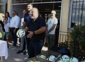Νέα Χαλκηδόνα: Ο Μάριος Ηλιόπουλος στον αγιασμό του Γυμνασίου – Το μήνυμα στους μαθητές Ν. Χαλκηδόνα: Ο Μάριος Ηλιόπουλος στον αγιασμό του Γυμνασίου