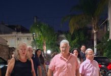 Νέα Φιλαδέλφεια: Κατάμεστος ο Πολυχώρος Δροσίνη για τις «Εύθυμες Κυράδες» του Σαίξπηρ – Δείτε εικόνες